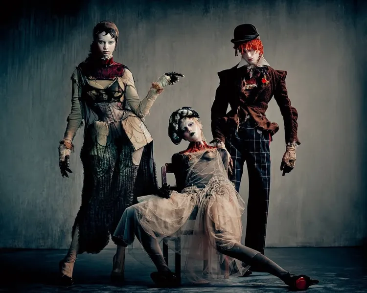 Maison Margiela在John Galliano打造下，風格前衛又有高訂質感。