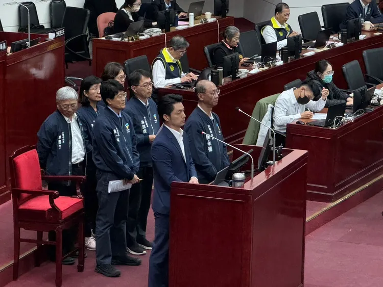 蔣萬安在議會回應會立即改善花博爭議問題。記者張綵茜攝