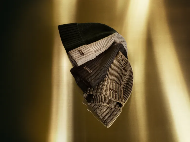 系列也端出各種冬日配件。品牌提供