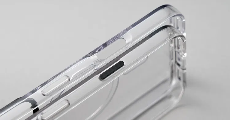 犀牛盾採用「奈米碳管材料」，打造「電容式按鈕」，提升按鍵靈敏度。犀牛盾提供