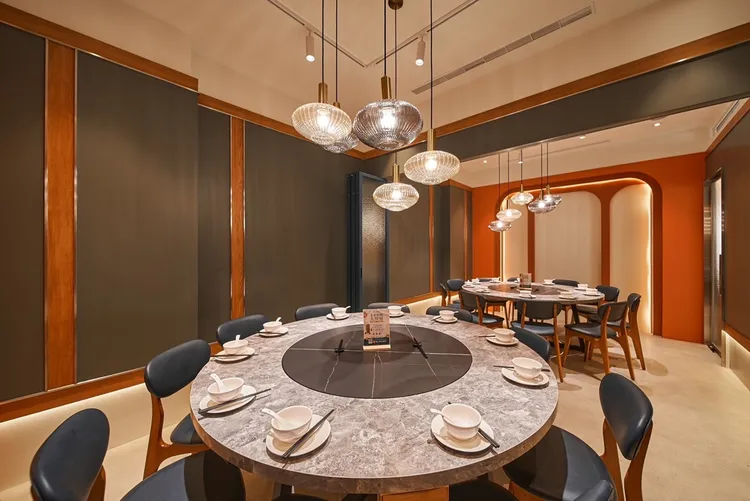 針對20人以下的企業部門聚餐，「丰禾 台味風格料理 台中公益店」提供平日包廂優惠，年底前預訂可享9折。業者提供