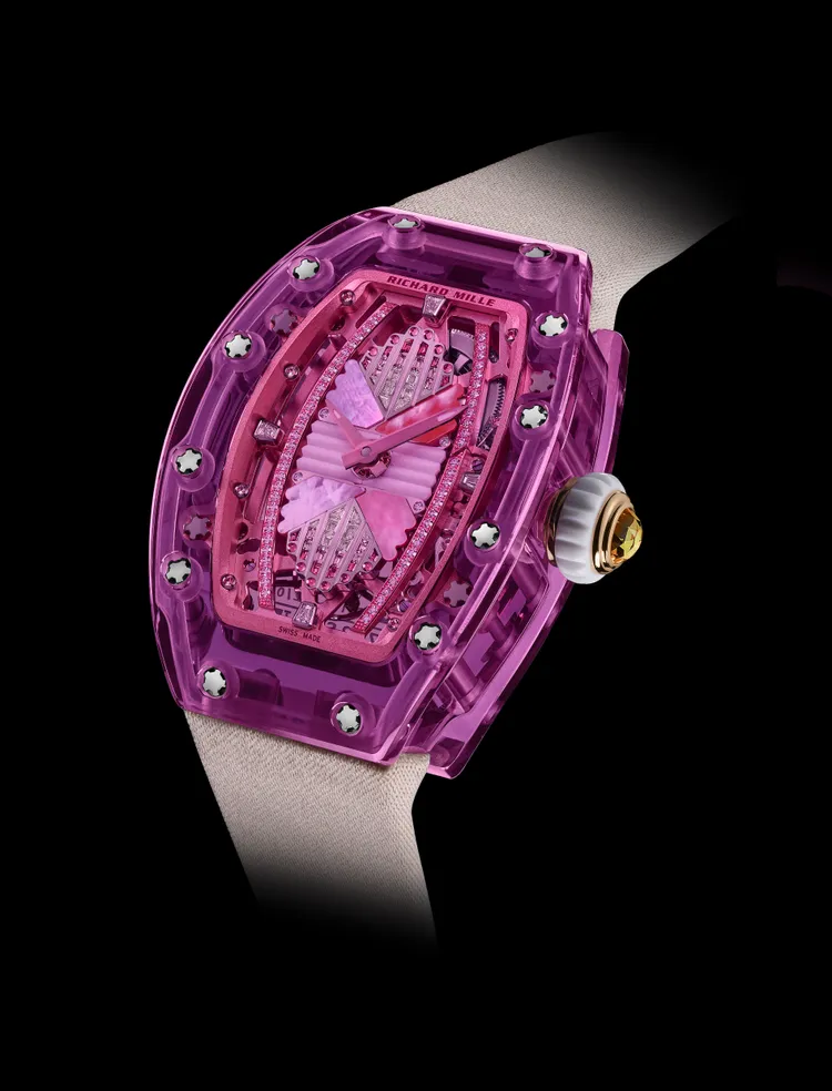 Richard Mille RM 07-02自動上鍊藍寶石腕錶系列，當中有一款全新色調的淡紫色藍寶石設計，限量7只，價格店洽。品牌提供
