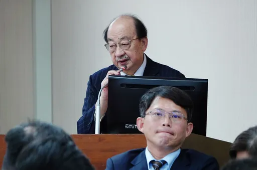 批黃國昌噴口水是霸凌「常業犯」!柯建銘:民眾黨遊行是自證己罪