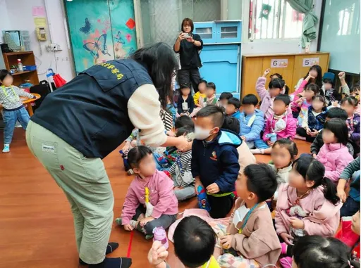 台中兒少性剝削案件年增2成 女警進校園教萌童「勇敢說不」