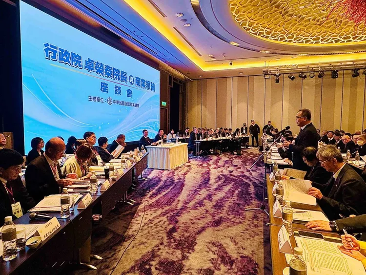 商總辦理「2024行政院卓院長與商業領袖座談會」，80行業提出63案，盼內閣團隊解決。商總提供