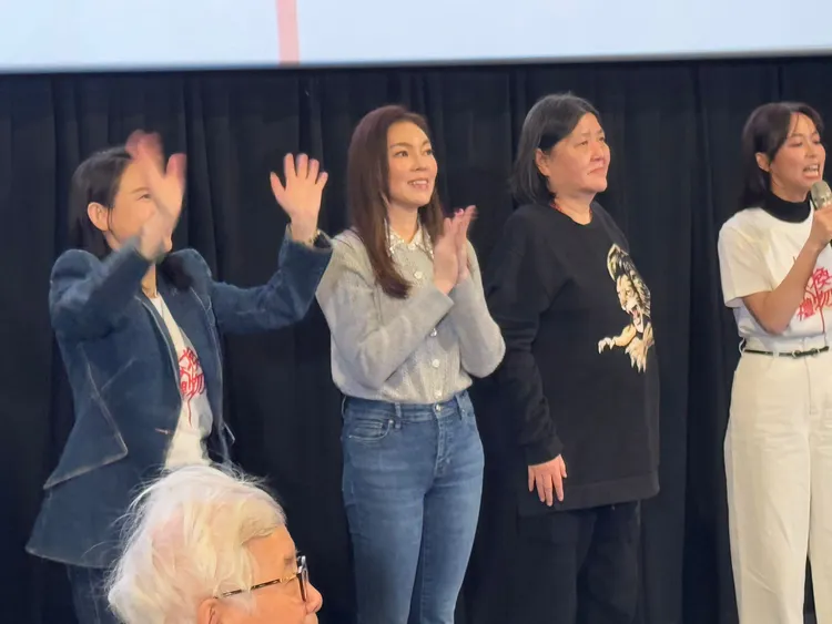 曾馨瑩映前發言。