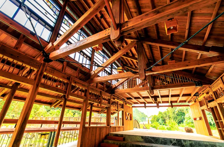 金瑞田嬰小屋以100%MIT的疏伐木為主要結構。台北市水利處提供