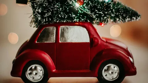 小心嗨過頭！別在開車時聽的5首聖誕歌曲