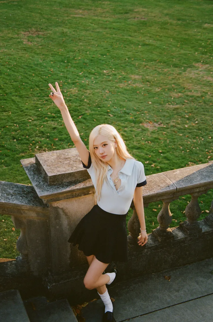 ROSÉ新專輯收錄多首自創曲。華納音樂提供