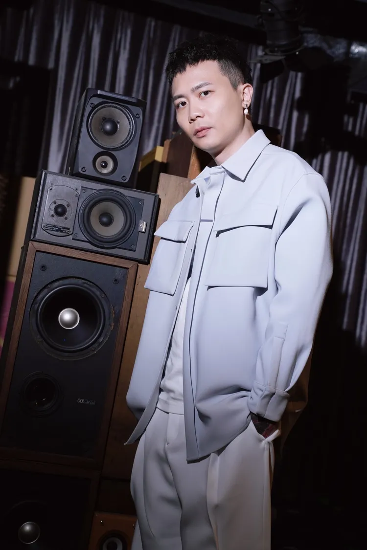 蕭秉治推出「Project X」三部曲最終章《完人》專輯，自評滿分、不爛尾。彭欣偉攝