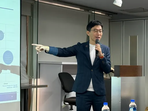 2025年AI核心就是「7+1」 前外資分析師:台積電唯一烏雲來自白宮