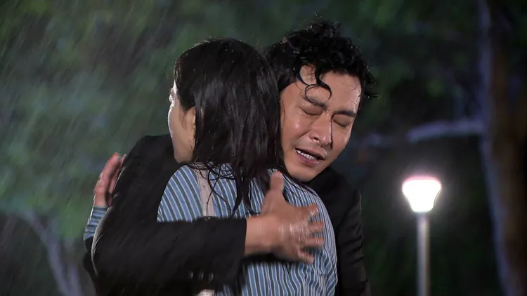 陳冠霖劇中有不少情緒重的戲份。三立提供