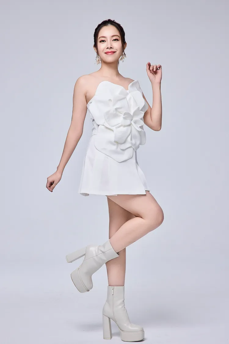 徐懷鈺駐顏有術，絲毫看不出已46歲了。滾石提供