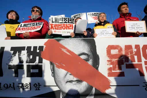不下台就弹劾!尹锡悦发布戒严令引爆怒火 南韩朝野要求严厉究责