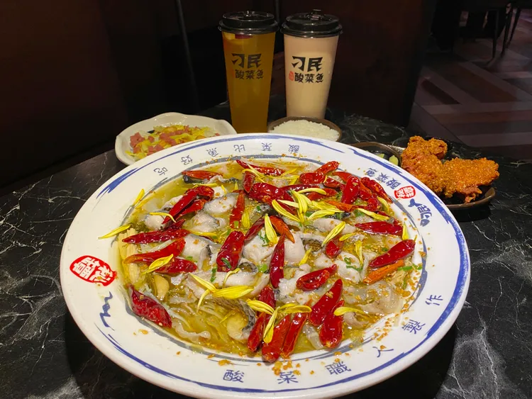 「刁民酸菜魚」目前在台北擁有3家分店，位在信義區的松仁店、信義店即日起推出外帶活動。莊偉祺攝
