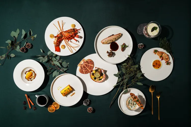 「Seasons by olivier e.」即日起至12月31日推出三款跨年節慶套餐。台北W飯店提供