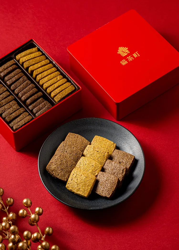 2024榮獲新味食潮獎的「茶香三劍客」，2025新春禮盒優惠活動原價520元(盒)、4盒優惠1800元 。業者提供