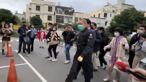 柯文哲交保返家　再偕陳佩琪赴台大新竹分院探父