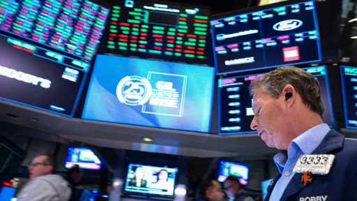 美股开高 投资人静候经济数据及联准会主席发言