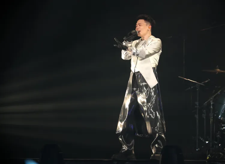 蕭秉治無懼撞期周董台北大巨蛋演出，《活著Alive》演唱會依舊開出亮眼票房。攝影中心攝