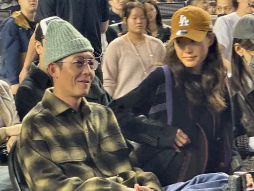 周杰倫演唱會Day3|《頭文字D》陳冠希掀19年前回憶殺 一曲S.H.E《熱帶雨林》Ella聽到快哭了