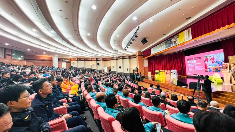 嘉義縣長翁章梁今天在創新學院發表就職6周年演說。嘉縣府提供