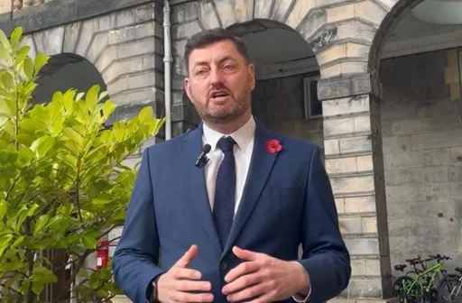 人家來避難你讓人家不蘇胡!愛丁堡議長性騷 賠掉烏紗帽