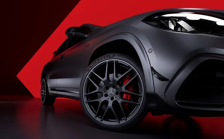 紅色煞車卡鉗進一步強化運動調性。業者提供