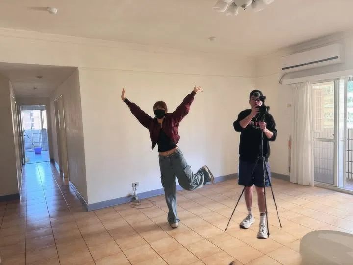 Junior和林萱瑜買房了。翻攝Junior臉書