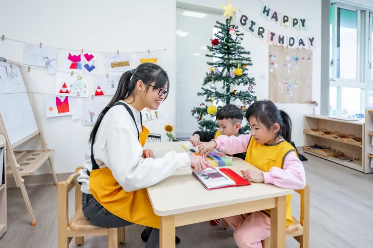 永豐非營利幼兒園師生教學。桃園市府提供