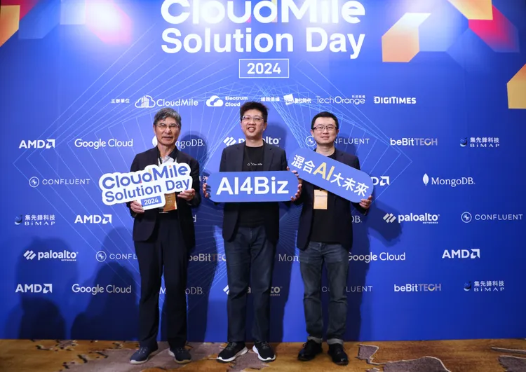 CloudMile 萬里雲自 2021 年起設立台北與新加坡雙總部，為台灣首家榮獲 Google Cloud 生成式 AI 專業認證，並擁有亞洲多項生成式 AI 導入的實踐經驗。