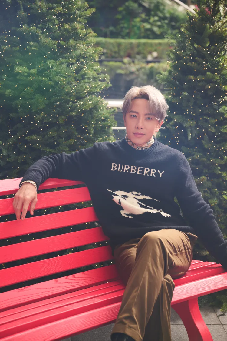 坤達搶先體驗Burberry節慶限定餐車。品牌提供