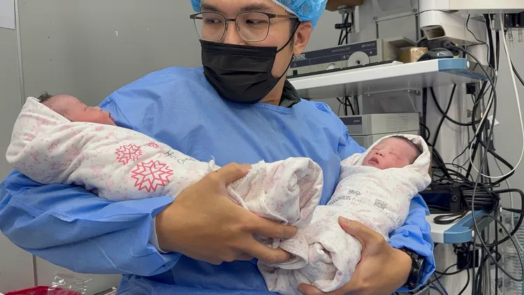 雪羊宣布正式成為「雙寶羊爸」。翻攝雪羊視界粉專