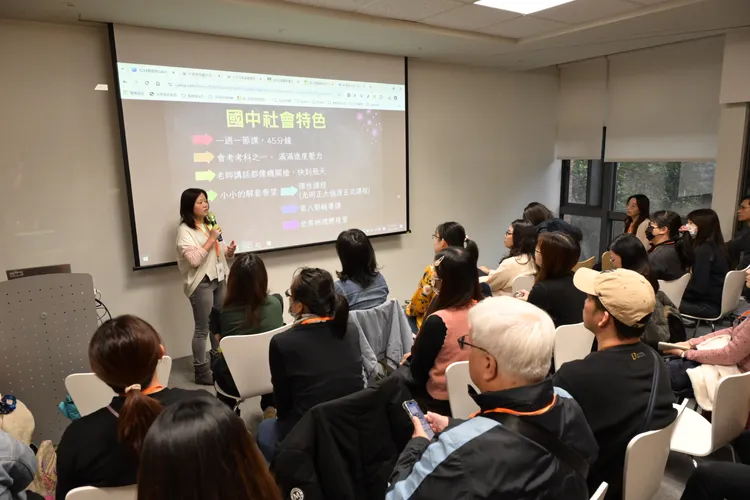 聯發科技「教學創新AI DAY」邀請多元領域第一線教師分享實際導入AI教學經驗。聯發科提供