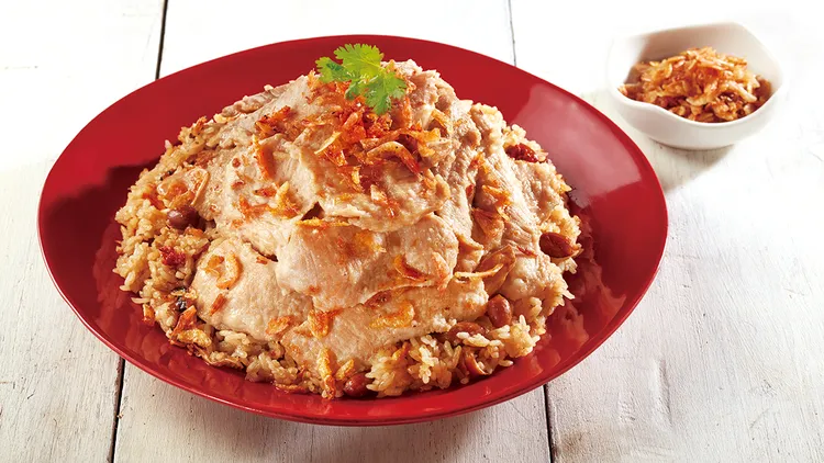 1010湘與時時香推出加購價1288元的「麻油櫻花蝦松阪豬米糕」。業者提供