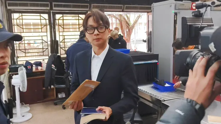 台北地檢署今天約談台北市議員陳宥丞作證。張欽攝