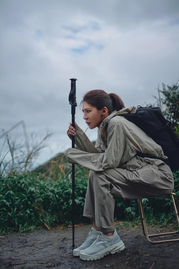 艾怡良穿著PALLADIUM P-Axis Capsule Collection城市座標服飾系列。品牌提供