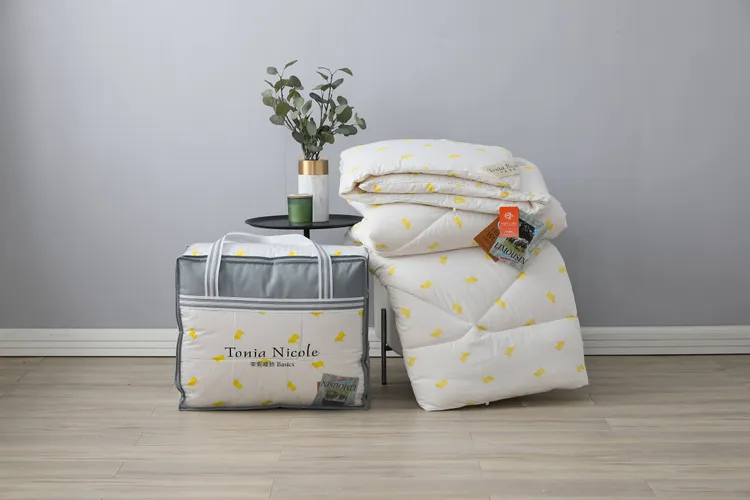 法國進口工藝 100%羊毛防螨抗菌冬被 優惠只要2,500元，帶來天然暖意的高品質享受。