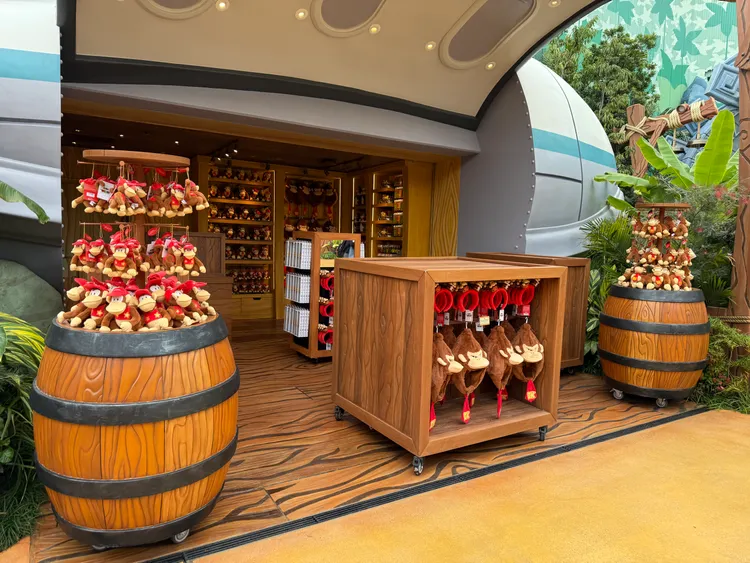 「酷喜剛的飛翔FUNKY’S Fly ‘n’ Buy」周邊商品專賣。S.H.攝