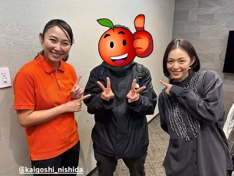 岩佐真悠子（右）引退4年首次公開亮相，出席活動與西田美步（左）對談。翻攝西田美步IG