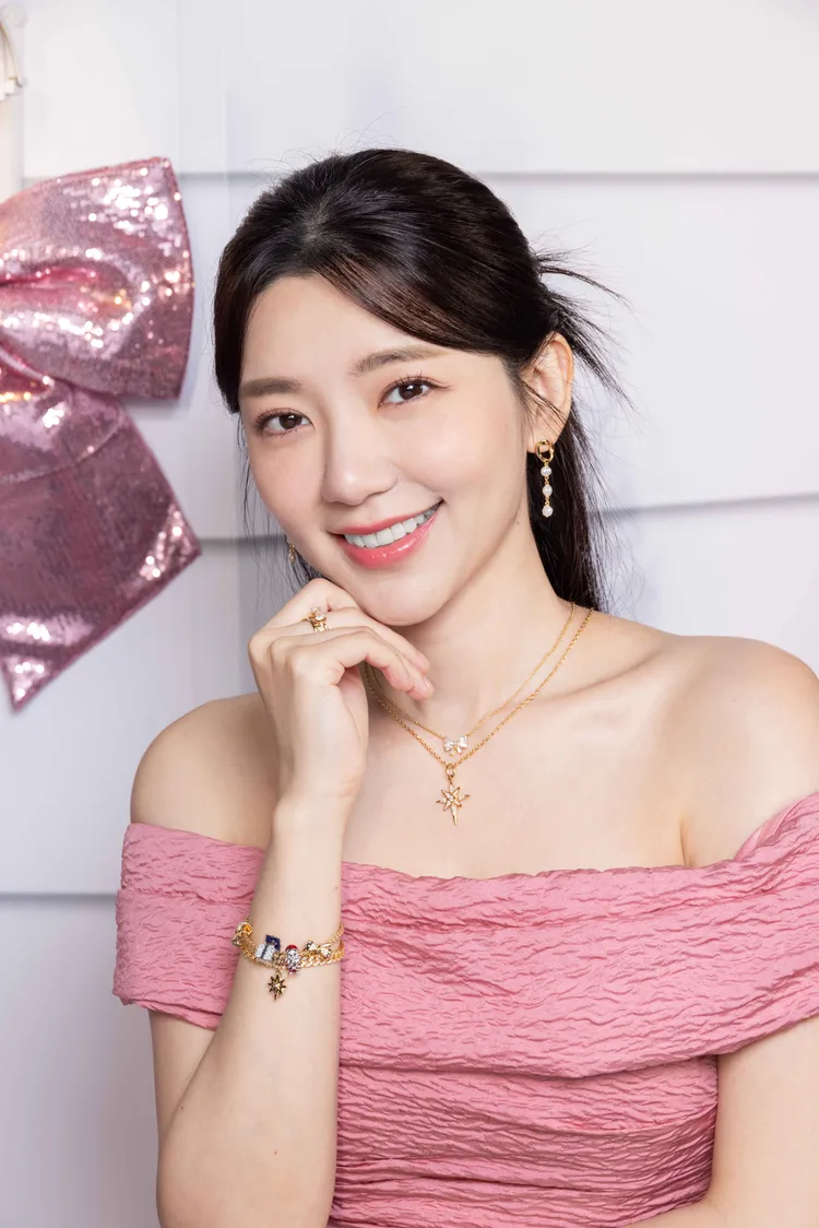 郭雪芙透露愛貓懷孕的好消息。品牌提供