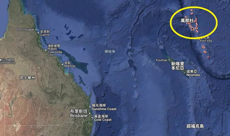 萬那杜（黃圈）位於澳洲的東部。翻攝Google地圖