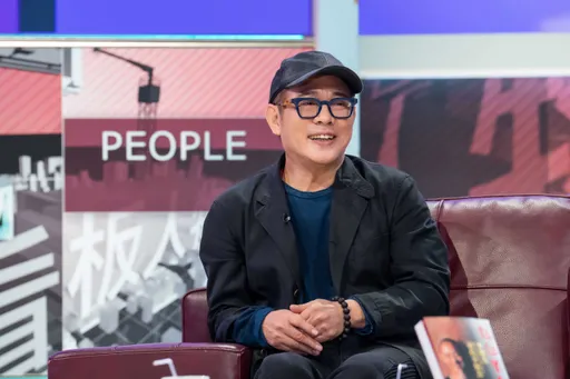 飛機遇強風降落3次都失敗 李連杰在機上驚恐反應曝光