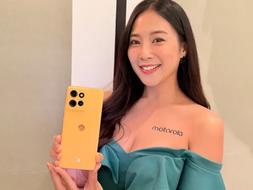 motorola edge 50轻薄上市!纯素皮革机身+IP68防水 $15,990元