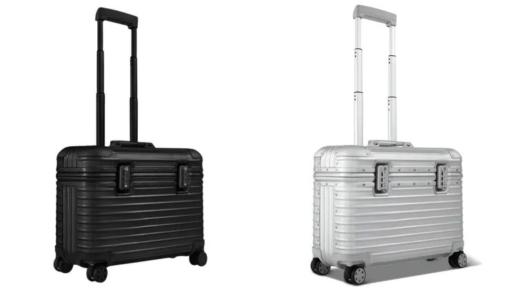 RIMOWA Original Pilot Black機長箱，各5萬1700元。品牌提供