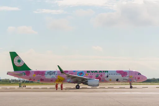 長榮航首架「全粉紅色」彩繪機!Hello Kitty粉萌機內部曝光