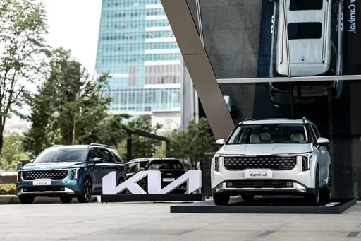 Kia小改款Carnival尊榮科技感再升級 三車型164.9萬元起正式上市