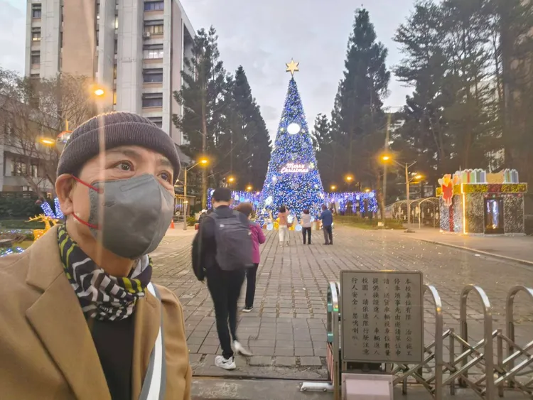 明天是陳凱倫罹癌開刀康復的2週年，他說：「很幸運地走過來。」陳凱倫提供