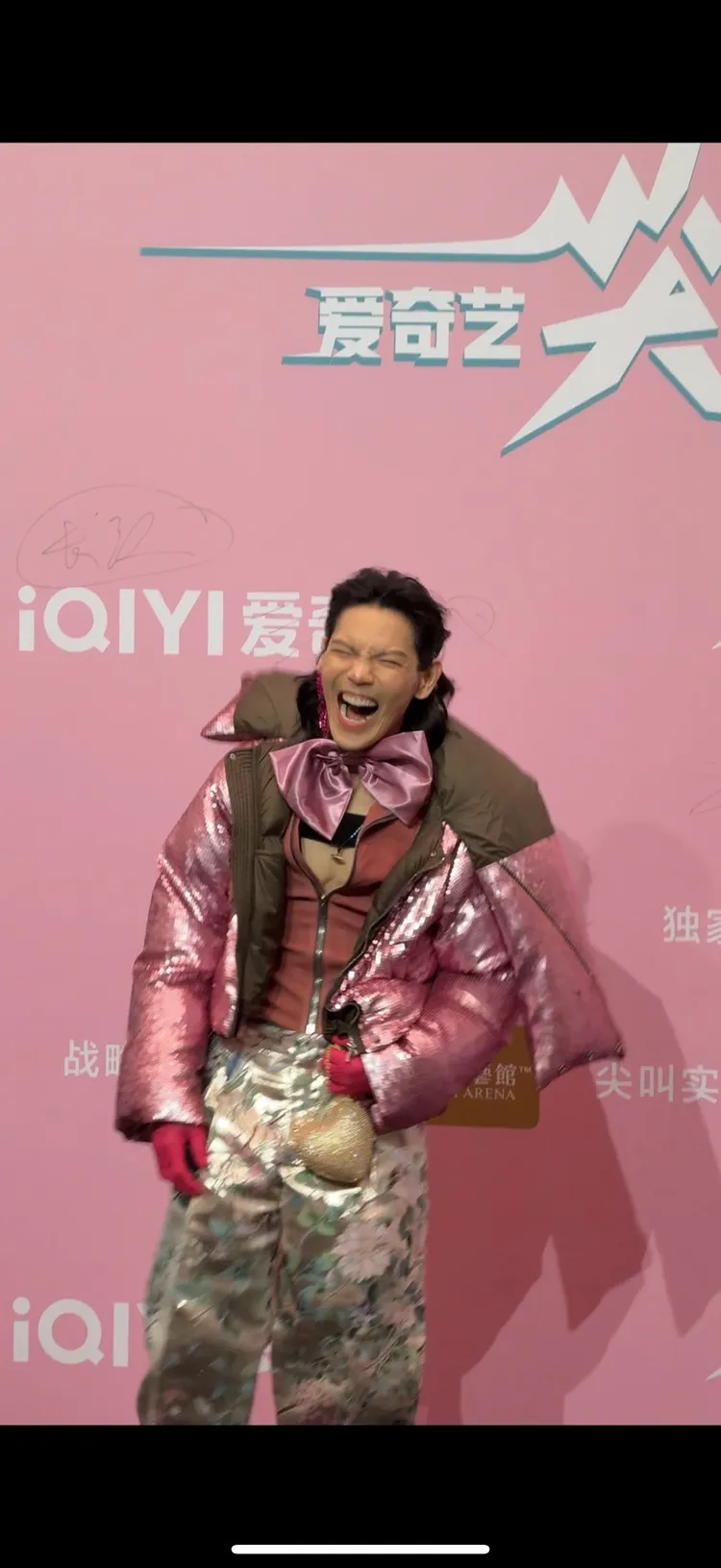 向佐相當做自己。王思穎攝影