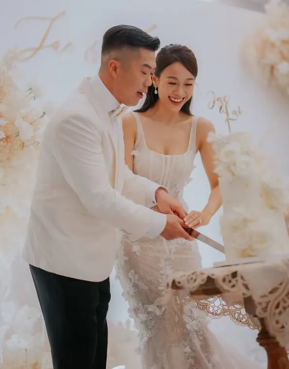 黃心穎與鼓手老公已結婚滿1年。翻攝黃心穎IG